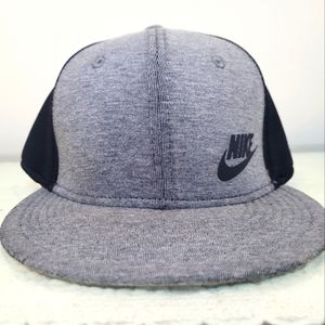 Nike gray cap